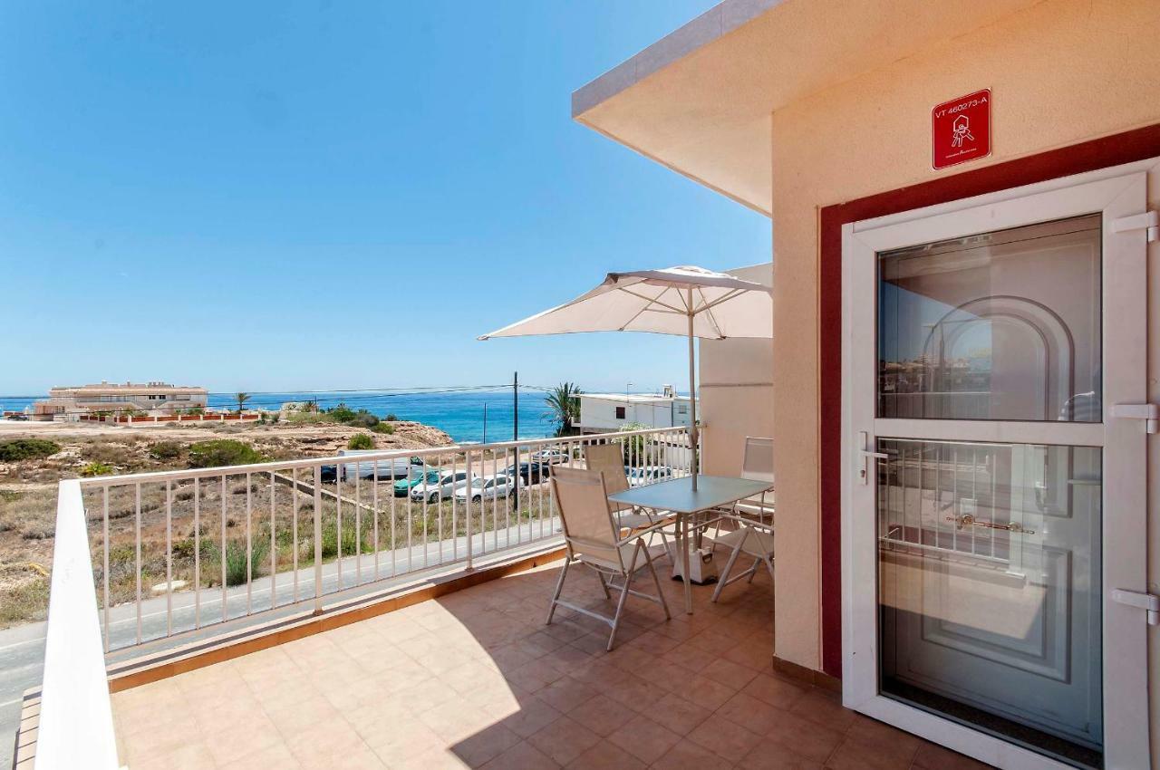 Bungalow Frente Al Mar Torrevieja Bagian luar foto